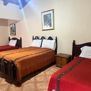 https://posada-don-valentino.guatemalaantiguahotels.com